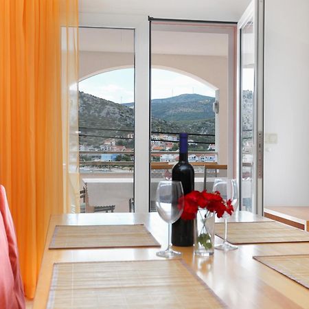 Apartments By The Sea Seget Vranjica, Trogir - 13771 Pokój zdjęcie