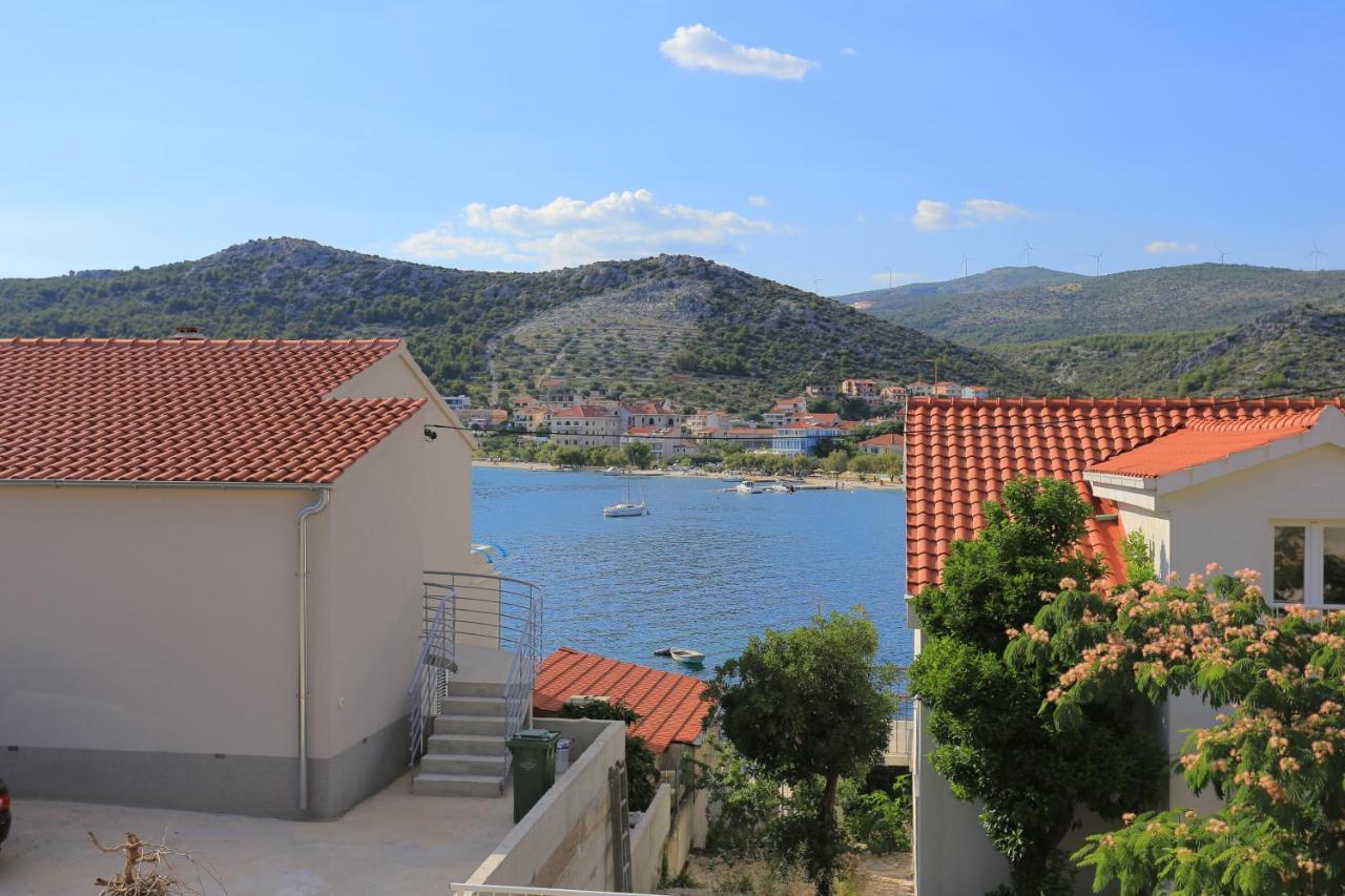 Apartments By The Sea Seget Vranjica, Trogir - 13771 Zewnętrze zdjęcie