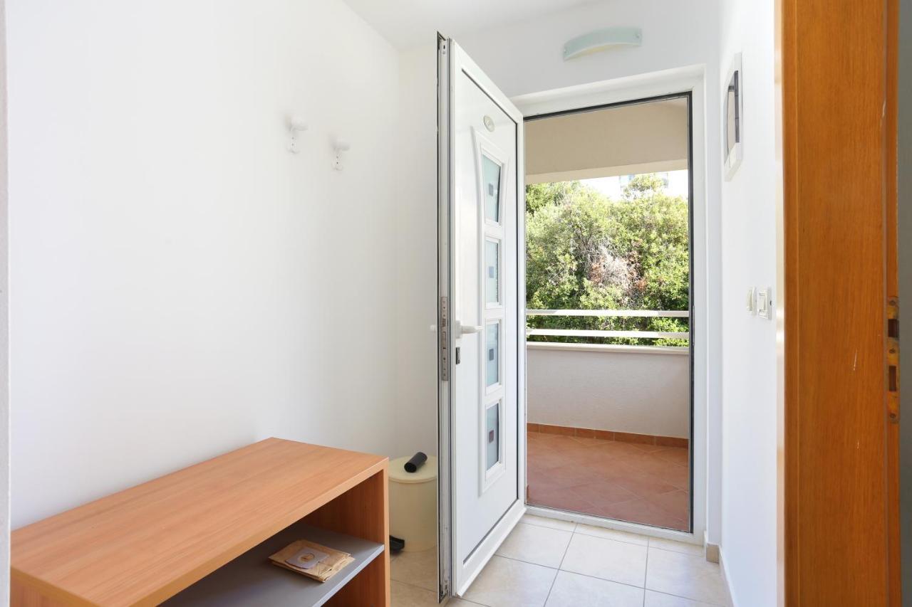 Apartments By The Sea Seget Vranjica, Trogir - 13771 Zewnętrze zdjęcie