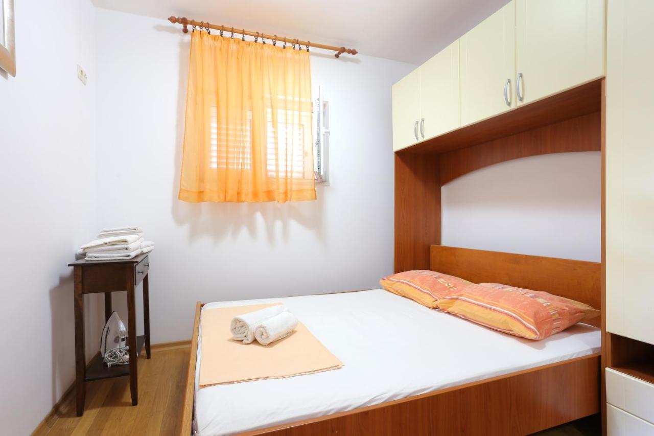 Apartments By The Sea Seget Vranjica, Trogir - 13771 Zewnętrze zdjęcie
